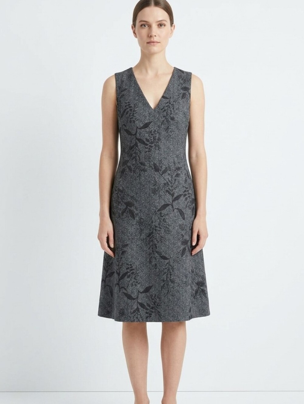 Banana Republic Gray Floral Sleeveless V-Neck Sheath Dress Size 12